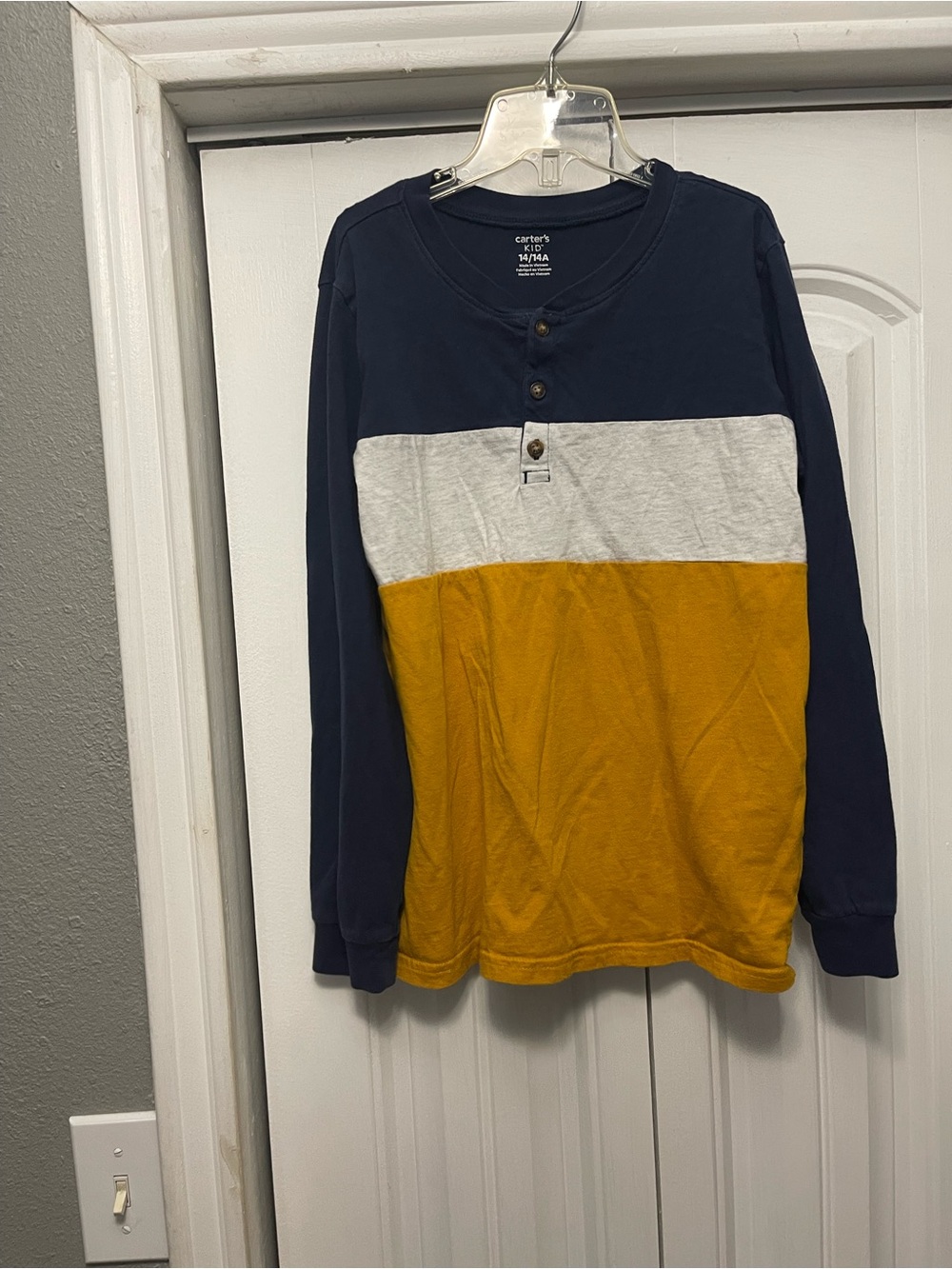 Carter's boys  Colorblock Henley Long Sleeve Shirt - Navy/Gray/Yellow